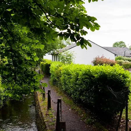 Westlodge & Leisure Centre Otel 4*