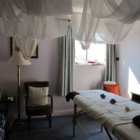 Westlodge & Leisure Centre Otel Bantry