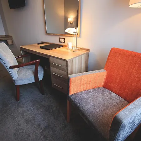 Otel Westlodge & Leisure Centre Bantry